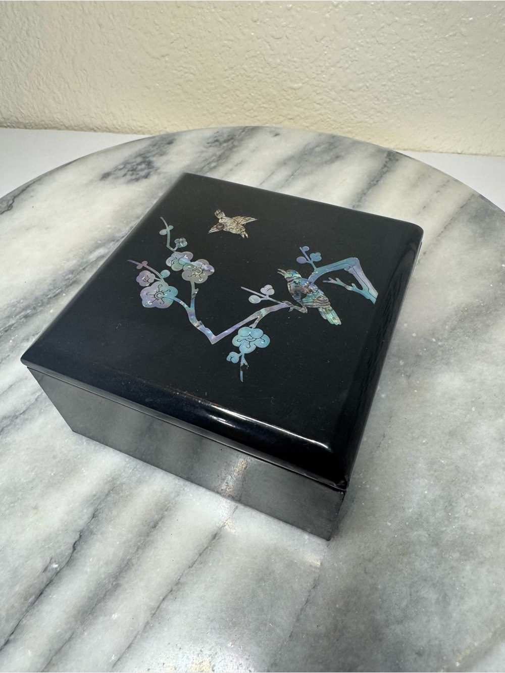 Black Lacquered Jewelry Box with Iridescent Inlay
